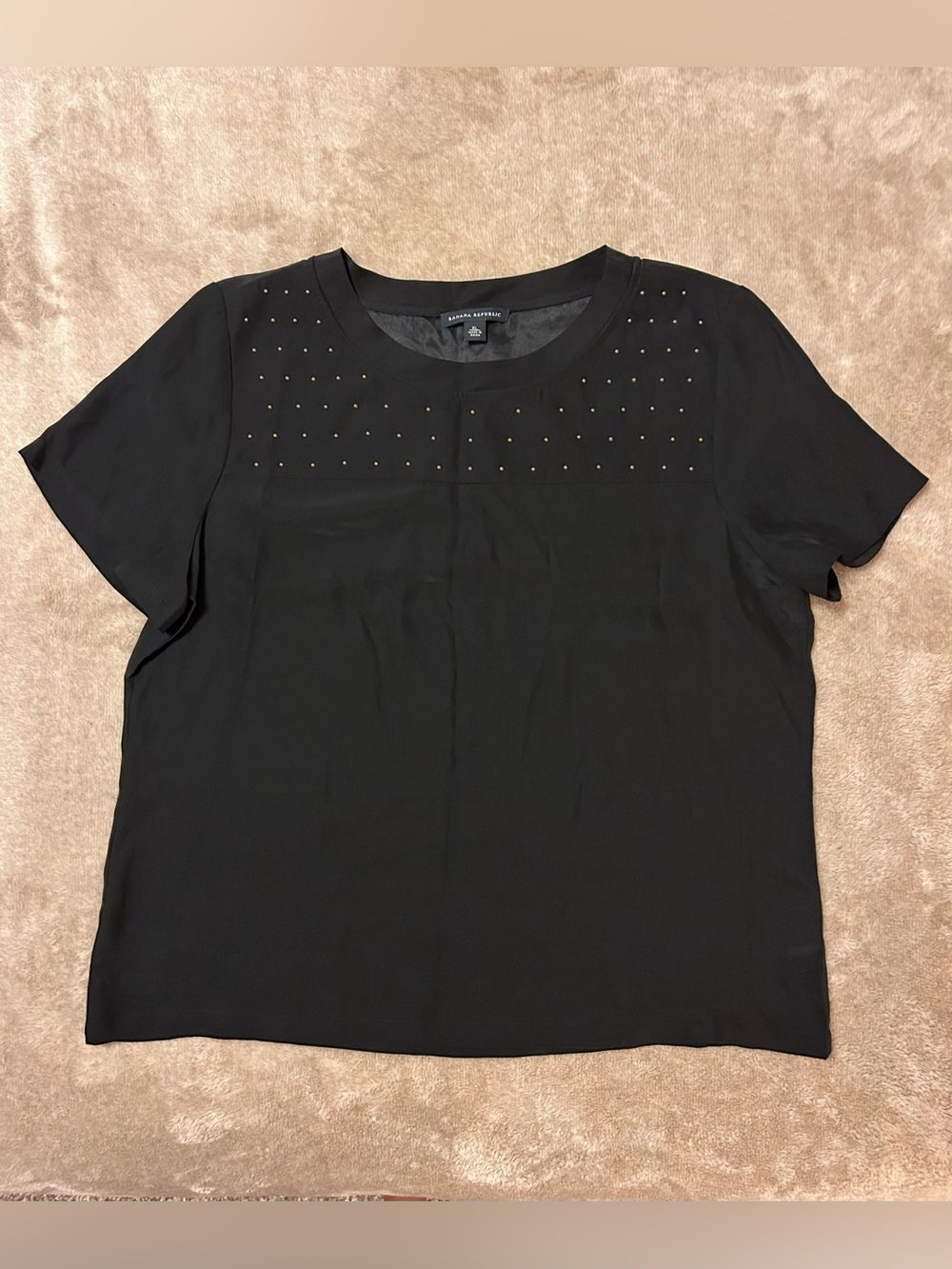 NWOT Banana Republic Black Short Sleeve Studded Top, 100% Silk, Size XL